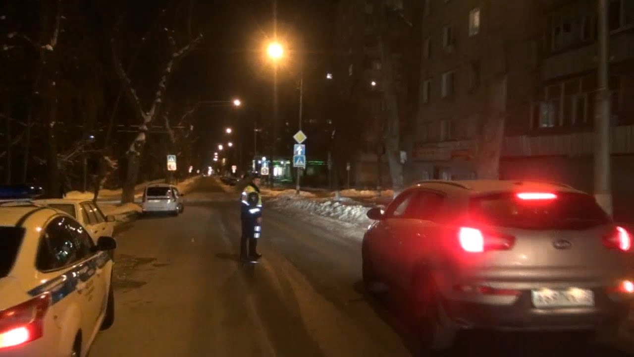 ДЕТИ, В КРЕСЛА!