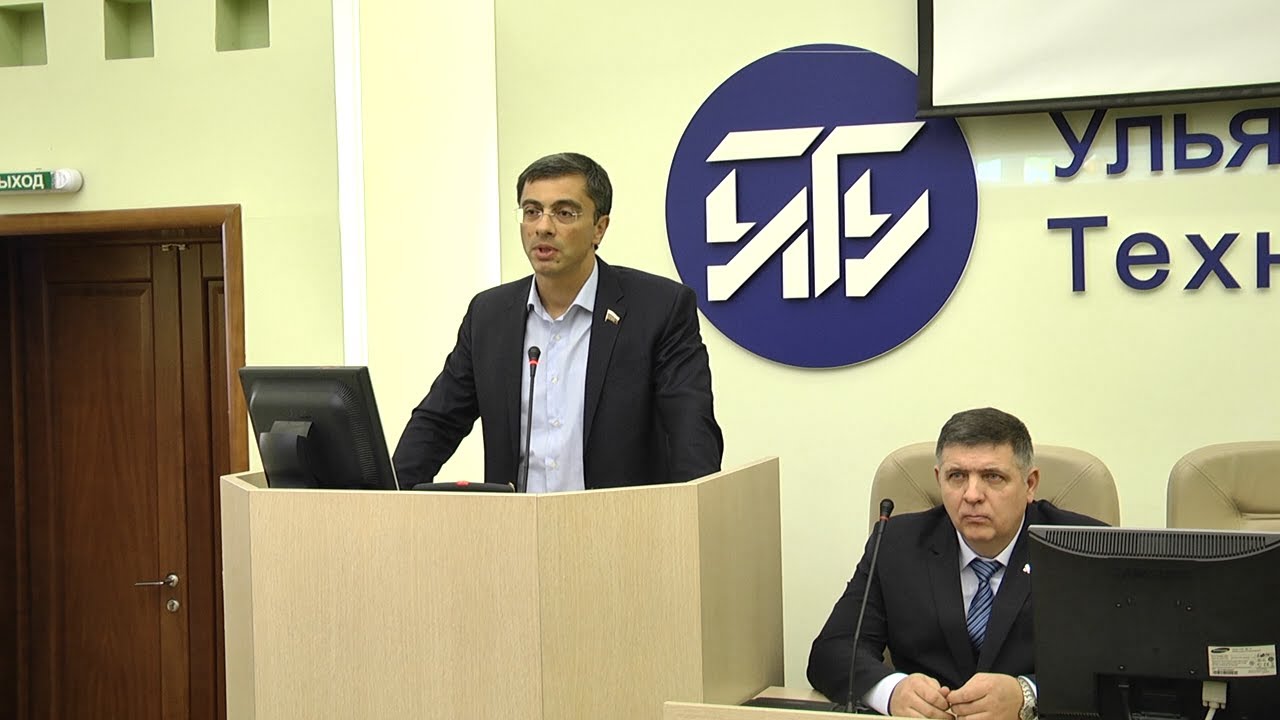 СВОЯ ПРОМЫШЛЕННОСТЬ, СВОИ СПЕЦЫ. ВЛАДИМИР ГУТЕНЁВ ОЦЕНИЛ ВУЗЫ РЕГИОНА