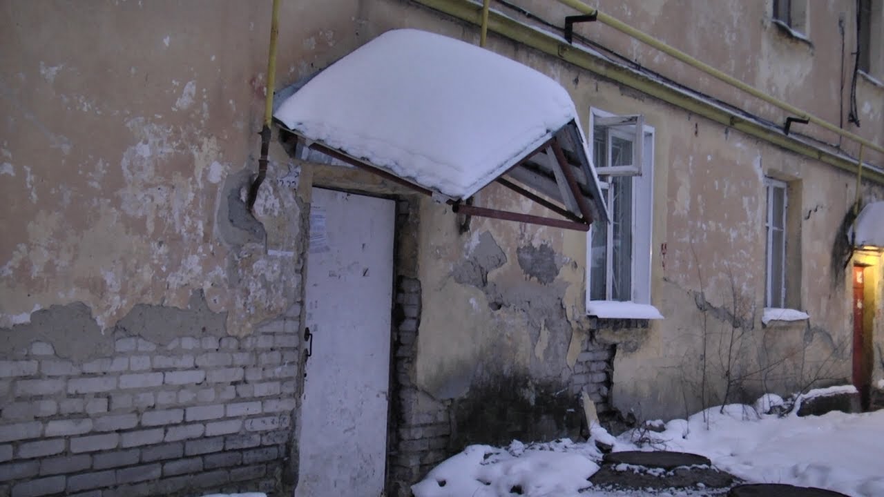 ДАЖЕ КРЫШИ НЕ ДОСТАЛОСЬ! О КАЗУСАХ КАПРЕМОНТА
