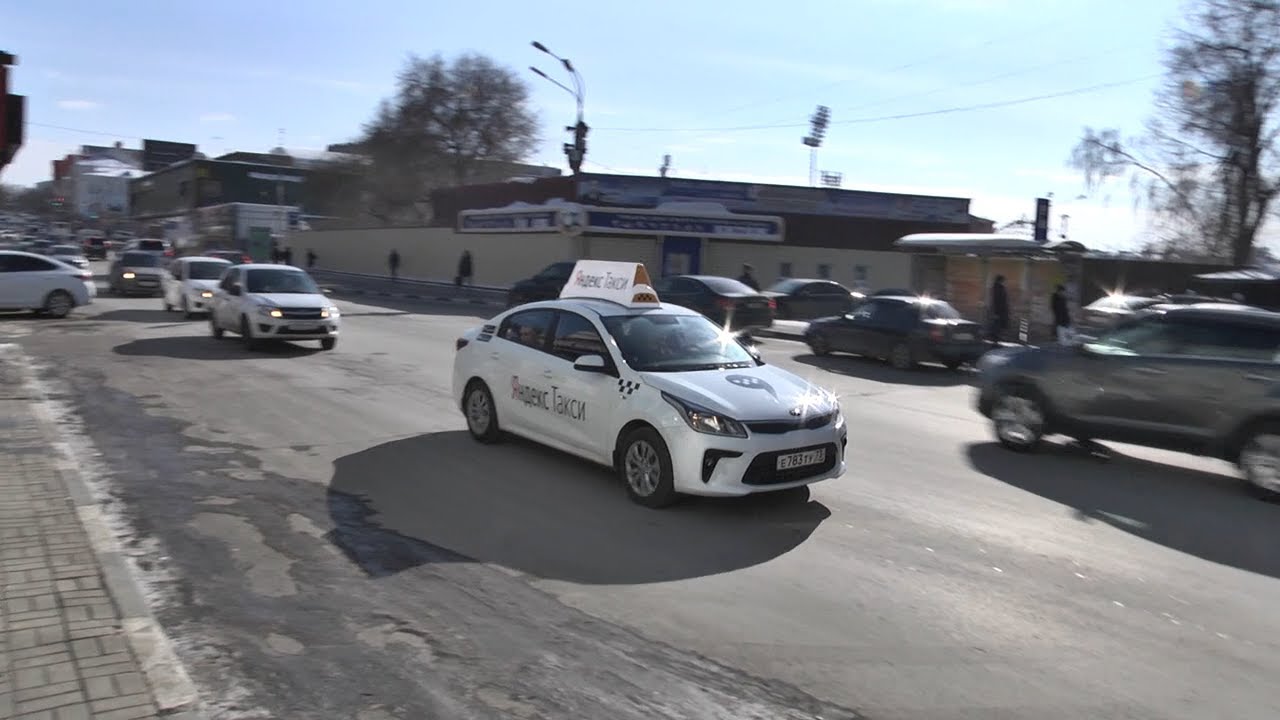 ПОБАСТОВАЛИ И БАСТА? ТАКСИСТЫ В СПОРЕ С АГРЕГАТОРОМ
