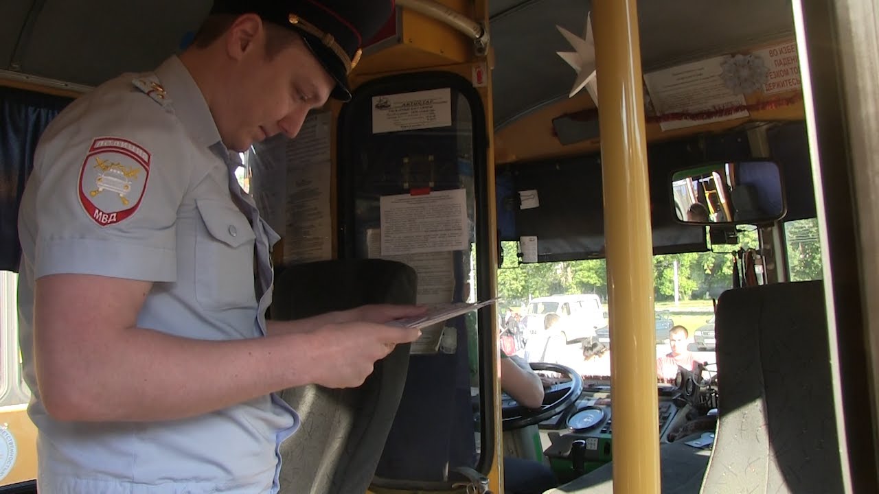 В ЛАГЕРЬ С ПОЛИЦИЕЙ