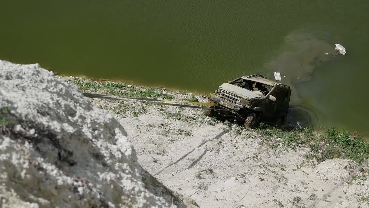 ДЖИП ПОГИБШЕГО ДОСТАЛИ ИЗ КАРЬЕРА