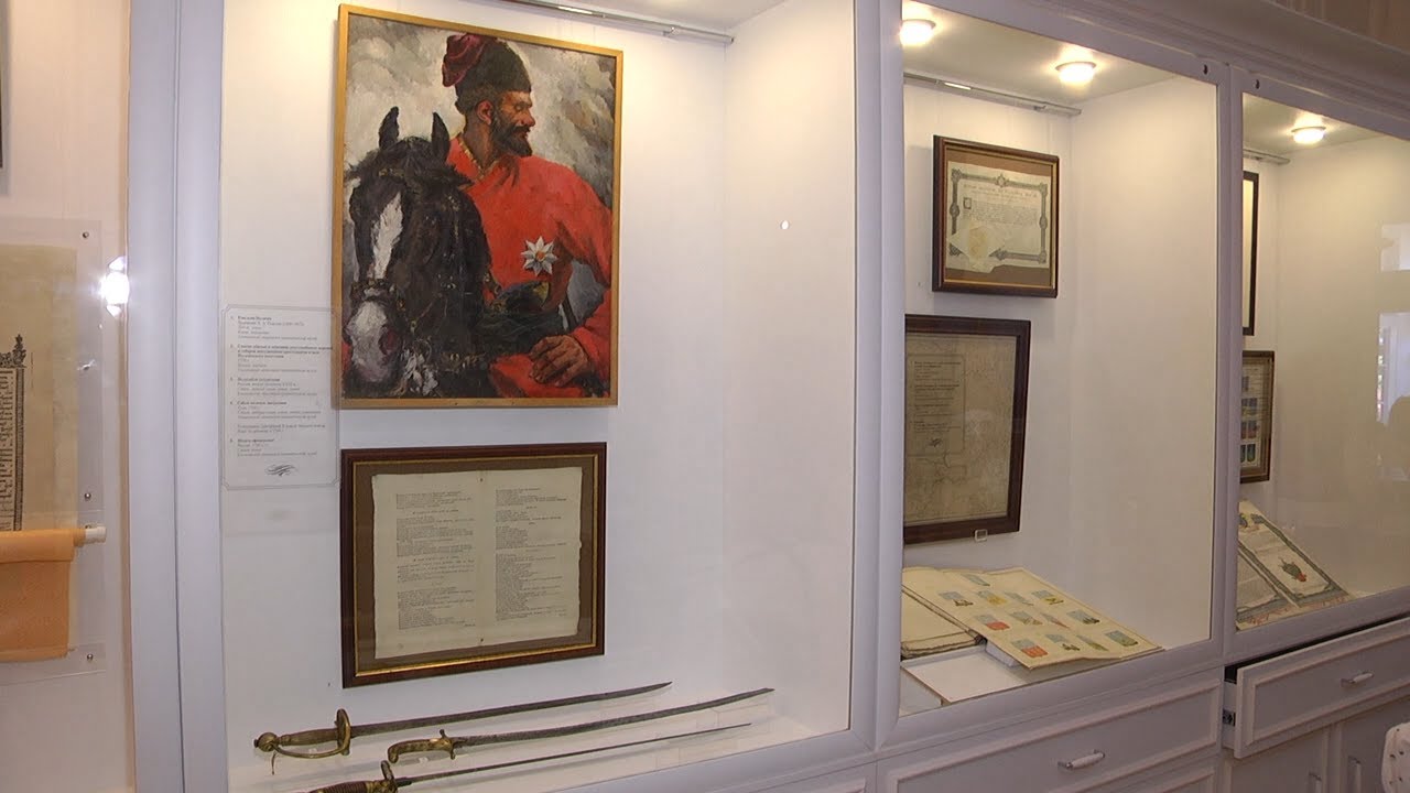 ИЗ ЖИЗНИ ОСНОВАТЕЛЯ. ВЫСТАВКА О СИМБИРСКЕ-УЛЬЯНОВСКЕ