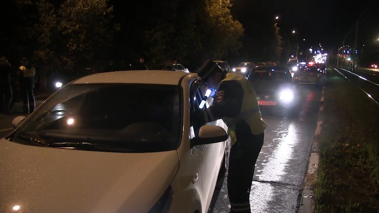 ЗА РУЛЬ БЕЗ ПРАВ ИЛИ ПОД АЛКОГОЛЕМ? АКЦИЯ ГИБДД ВЫЯВИЛА НАРУШИТЕЛЕЙ