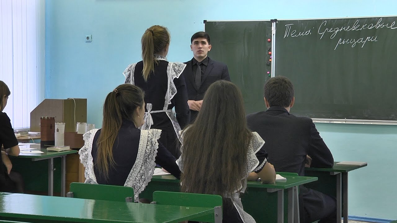ПЕДАГОГИЧЕСКИЙ ДЕБЮТ