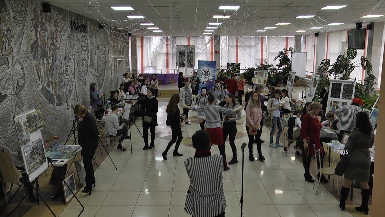 BROADWAY В КАРМАНЕ: ОТ ВОКАЛА ДО ЦИРКОВОГО ИСКУССТВА