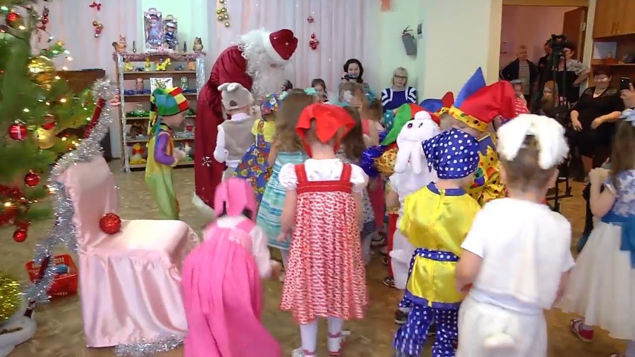 ЗАРПЛАТЫ, ОТКАТЫ, ЧУЖИЕ МОТИВЫ