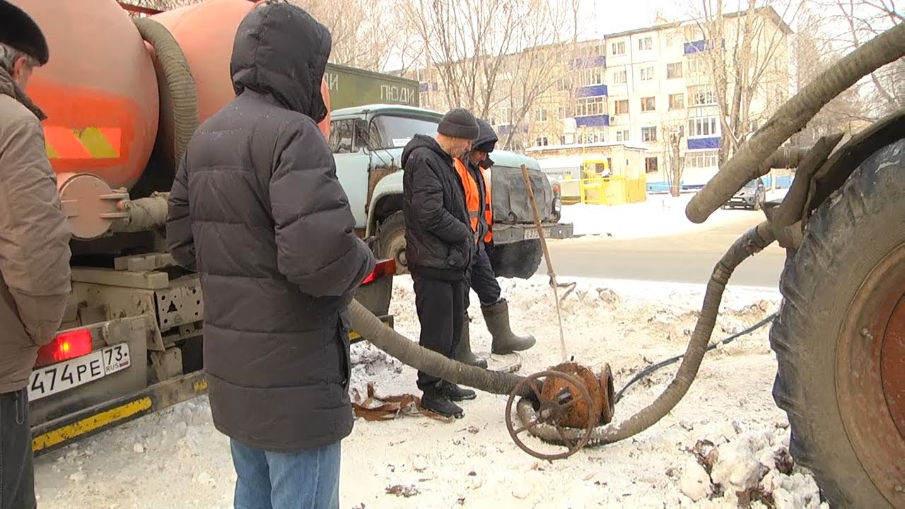 СЕМЬ ДОМОВ И ТРИ ДЕТСКИХ САДА ОСТАЛИСЬ БЕЗ ВОДЫ