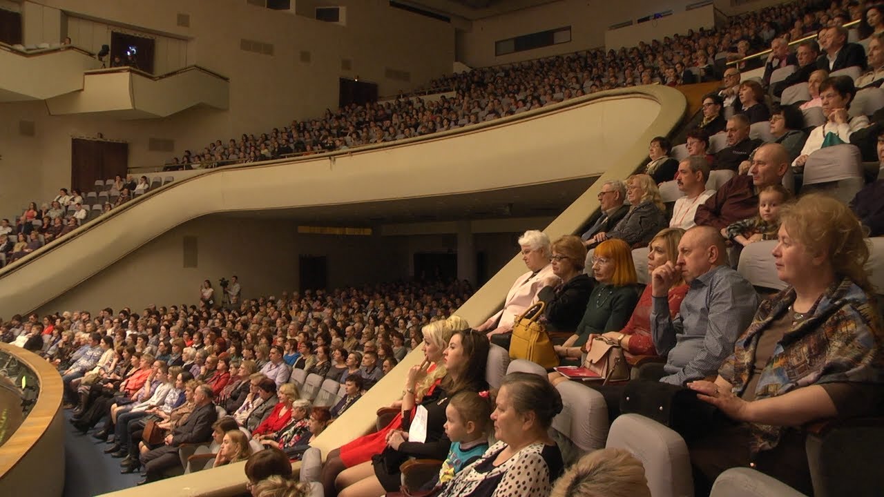 СТАРЕЙШИЙ РУССКИЙ ХОР, ОРГАН И «ЕВГЕНИЙ ОНЕГИН»