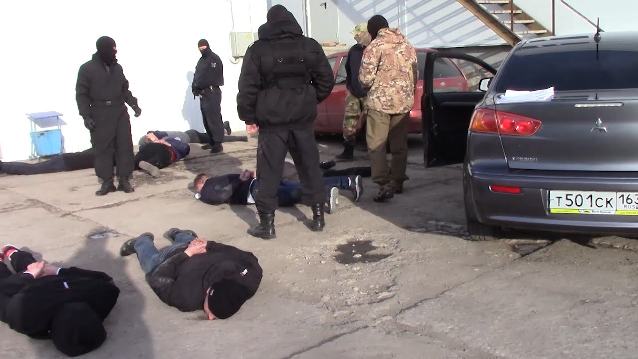 Задержаны фальшивомонетчики — поддельными пятитысячными они платили за мобильники