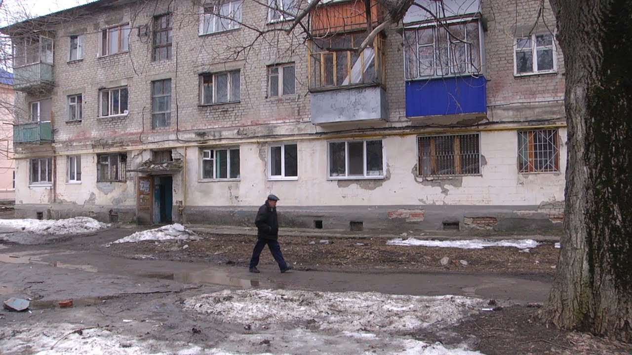 История одного дома: Не ремонтируют. Не платят.