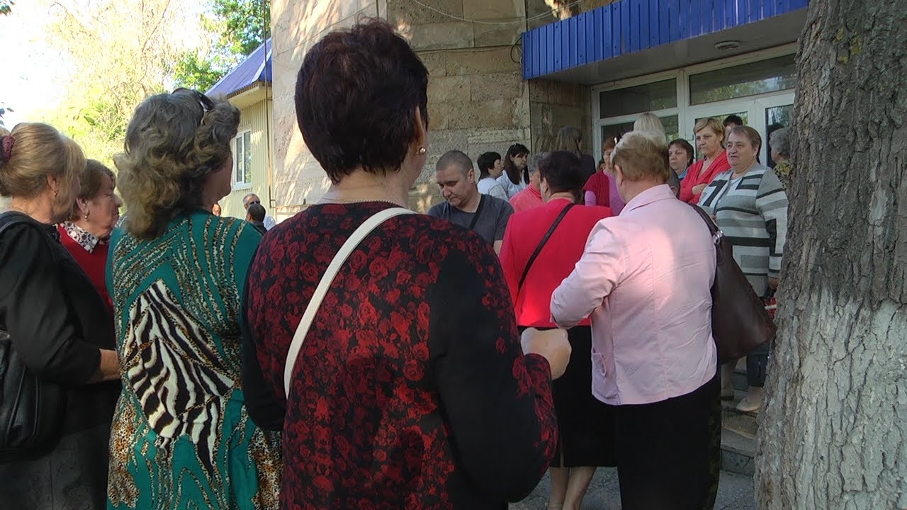 СОТНИ СОТРУДНИКОВ КПД-1 ТРЕБУЮТ СВОИ ЗАРПЛАТЫ