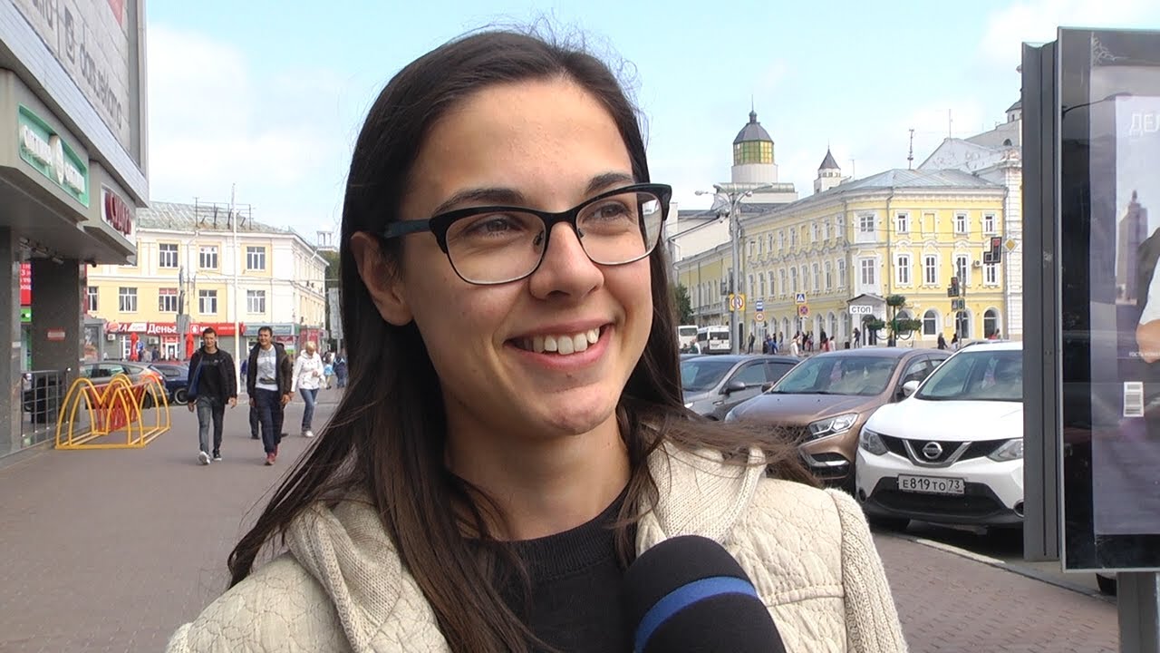 Глас народа: Электронные паспорта — кто за, кто против?