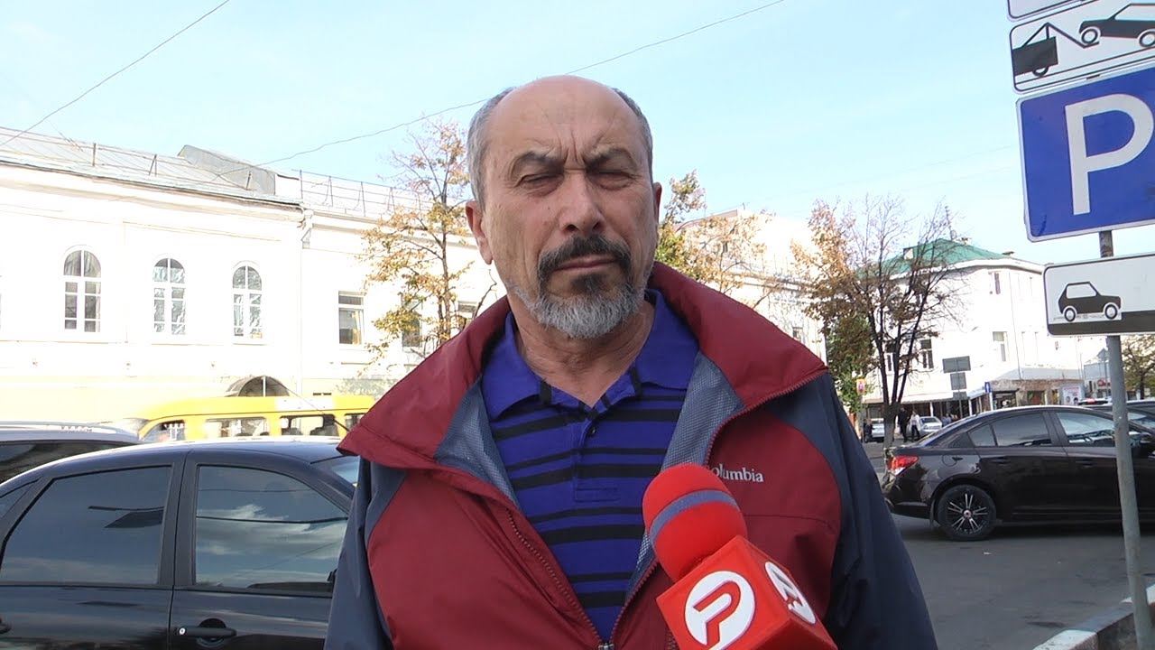 Глас народа: Отложить или потратить?