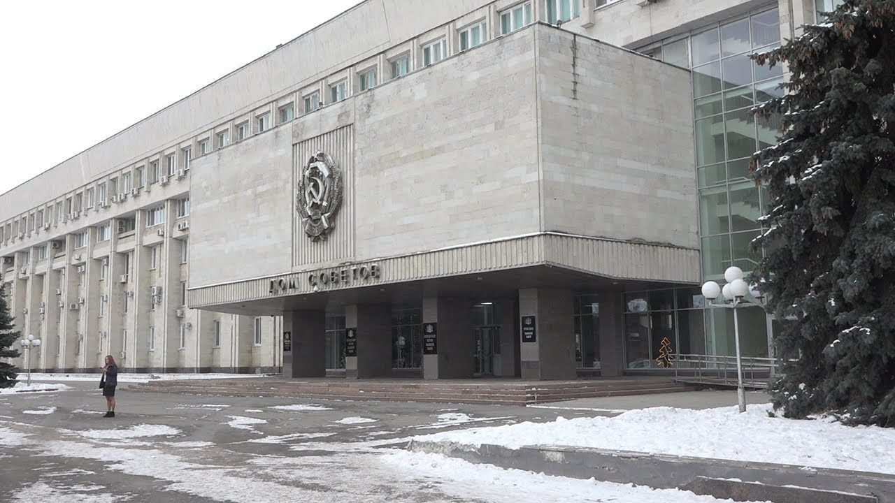 Работа на общее благо. Законотворчеству все возрасты покорны