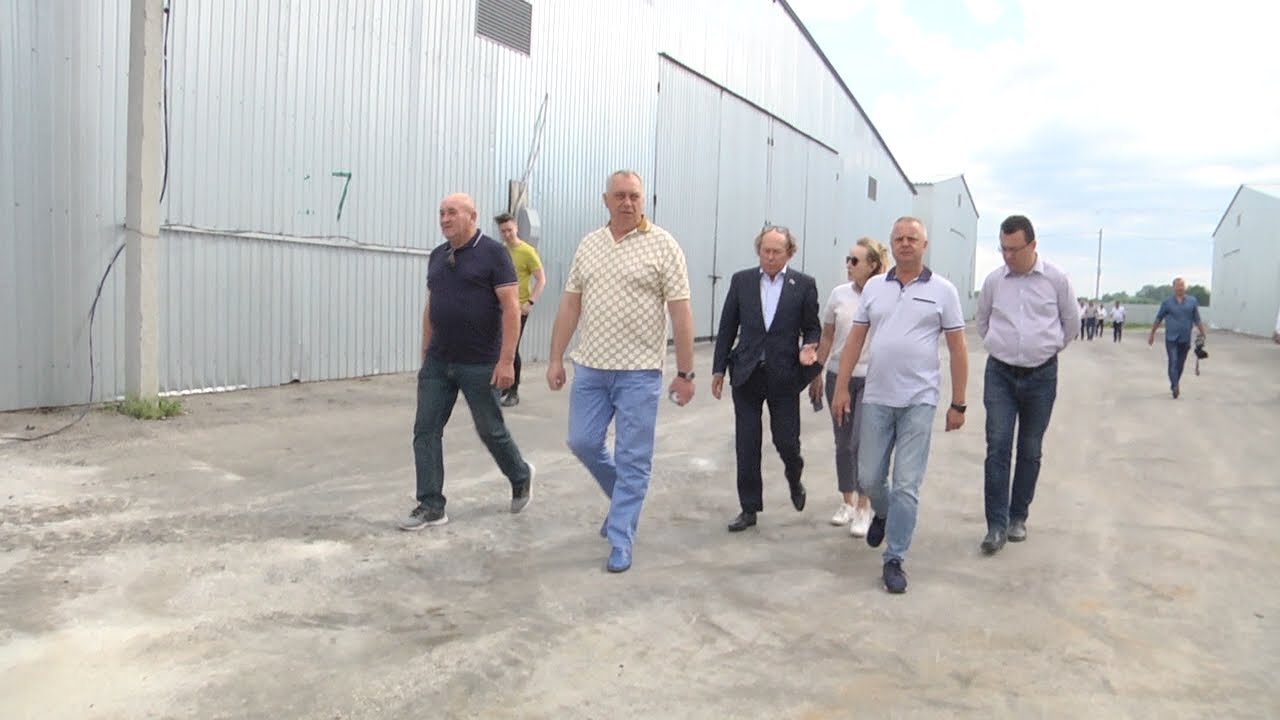 Депутат Государственной думы Владимир Кононов ознакомился с производством в селе Поповка