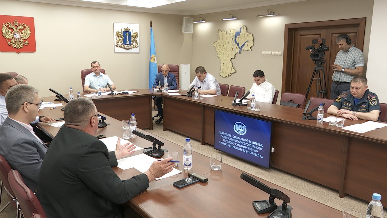 Депутаты Законодательного собрания Ульяновской области обсудили, как будут спасать регион от пожаров