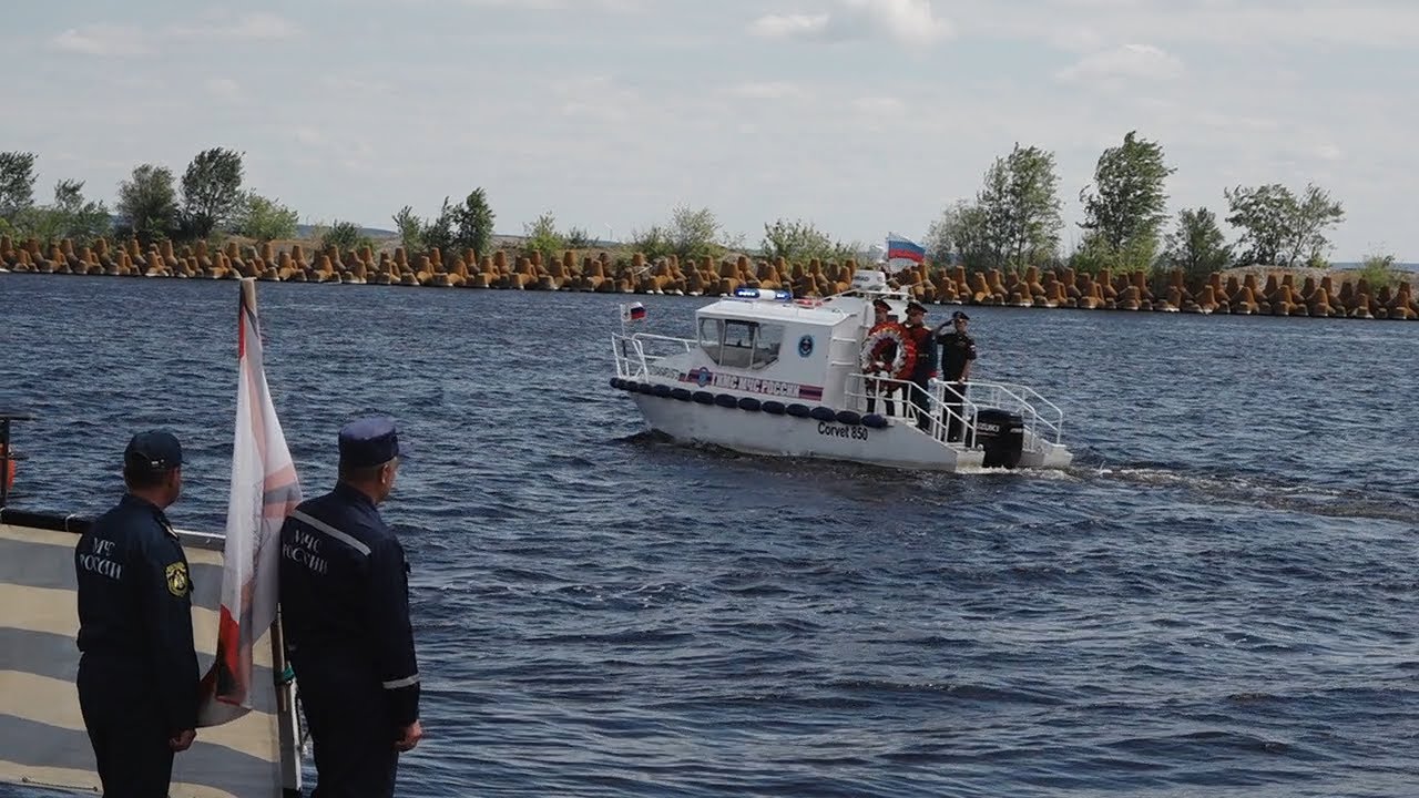 Паром Памяти. Военные инженеры России совершают первый в истории страны сплав к Мамаеву Кургану