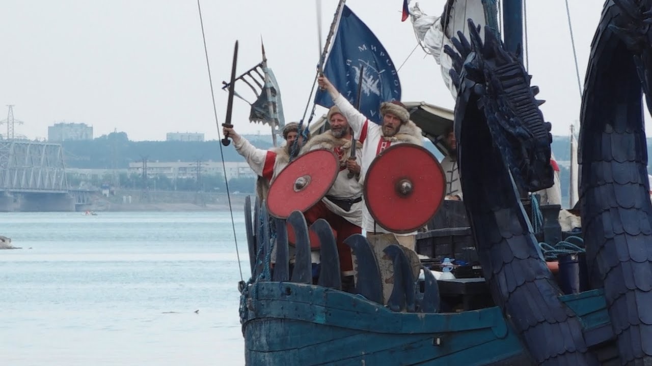 Ульяновцы встретили уникальную древнерусскую ладью. Город стал предпоследним на маршруте ладьи