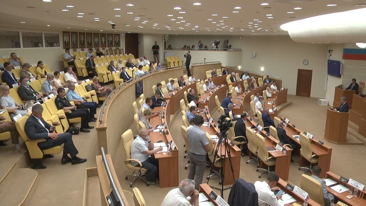 Сохранить лучшее и усилить позиции. Алексей Русских отчитался перед Заксобранием Ульяновской области