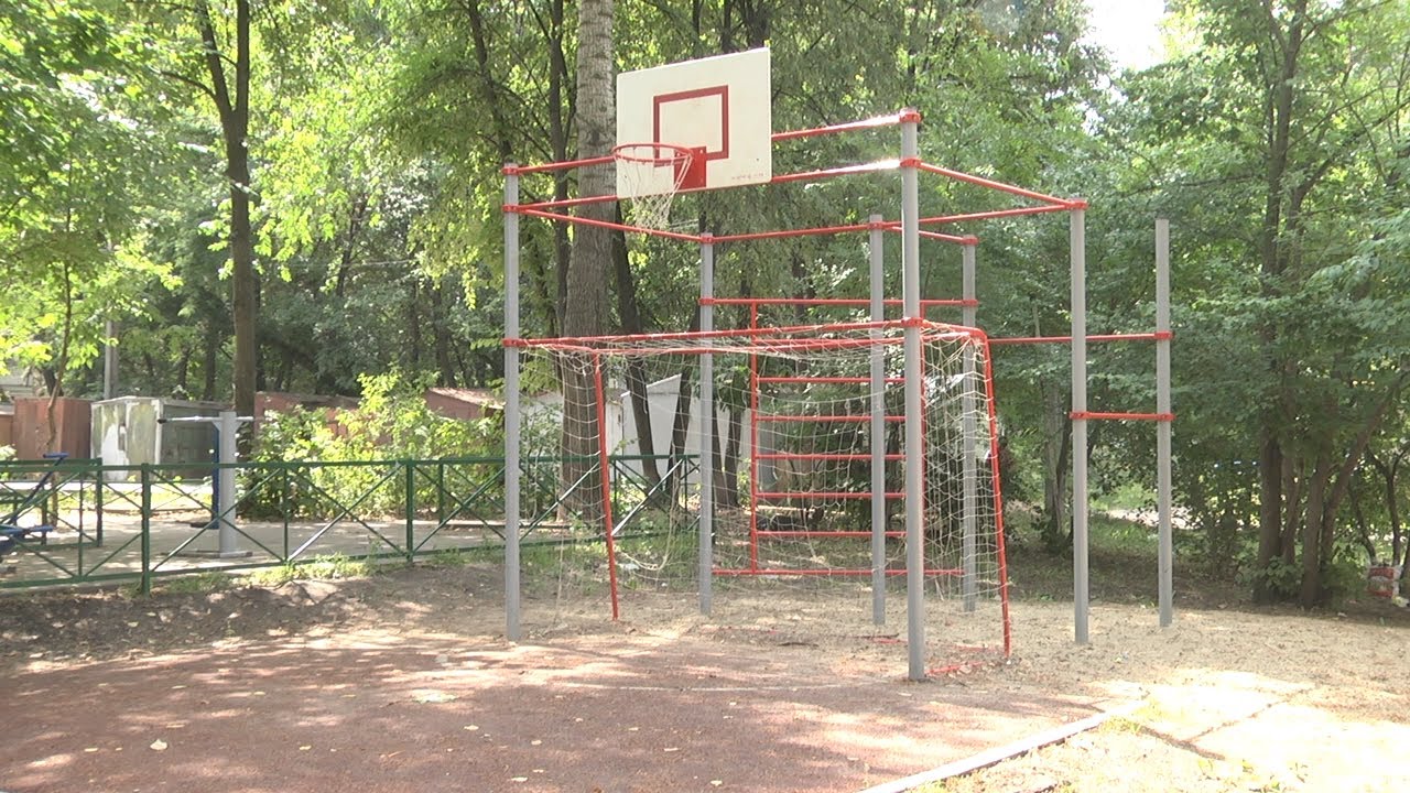 100 площадок, появившиеся во дворах Ульяновска в 2020 году, вызвали множество вопросов и нареканий