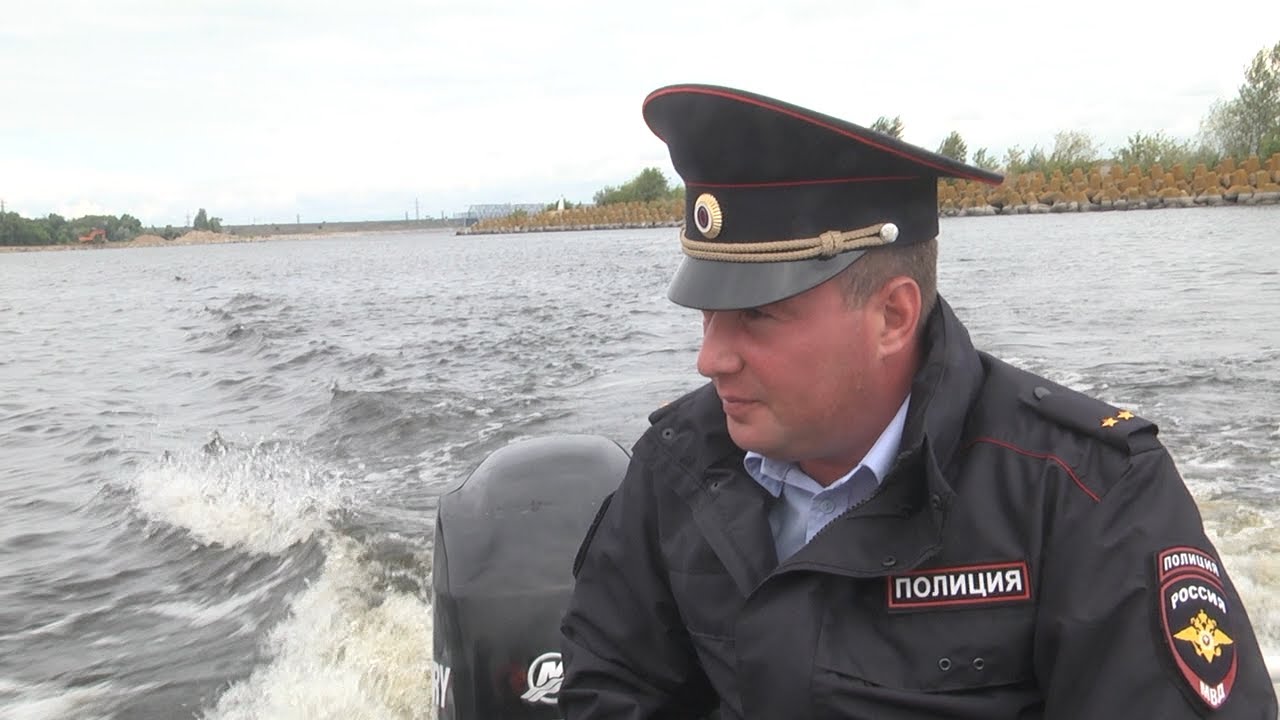 103 года на службе. В речном порту Ульяновска линейный пункт отвечает за 150 км волжского фарватера