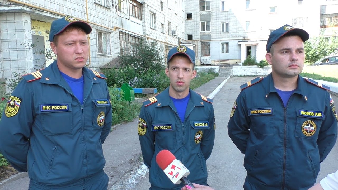 Пожарные в помощь. ЧП произошло в Димитровграде в одном из многоквартирных домов по улице 9-Линия