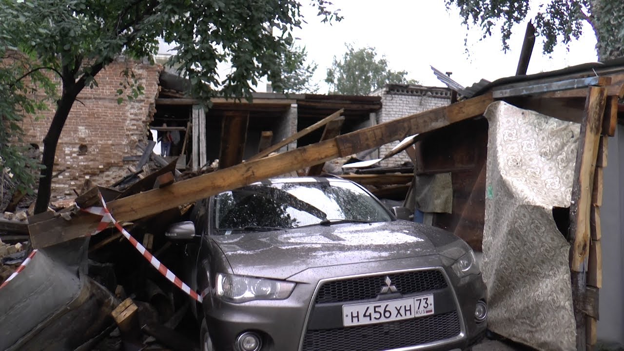 Ушел в историю. В самом центре Ульяновска разрушилась постройка 18 века