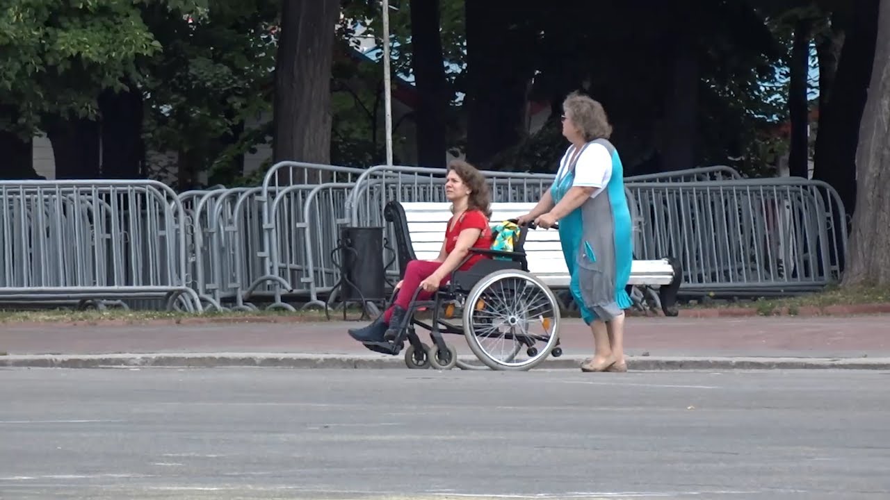 Барьеры. Люди с ограниченными возможностями здоровья отстаивают своё право на достойную жизнь с боем