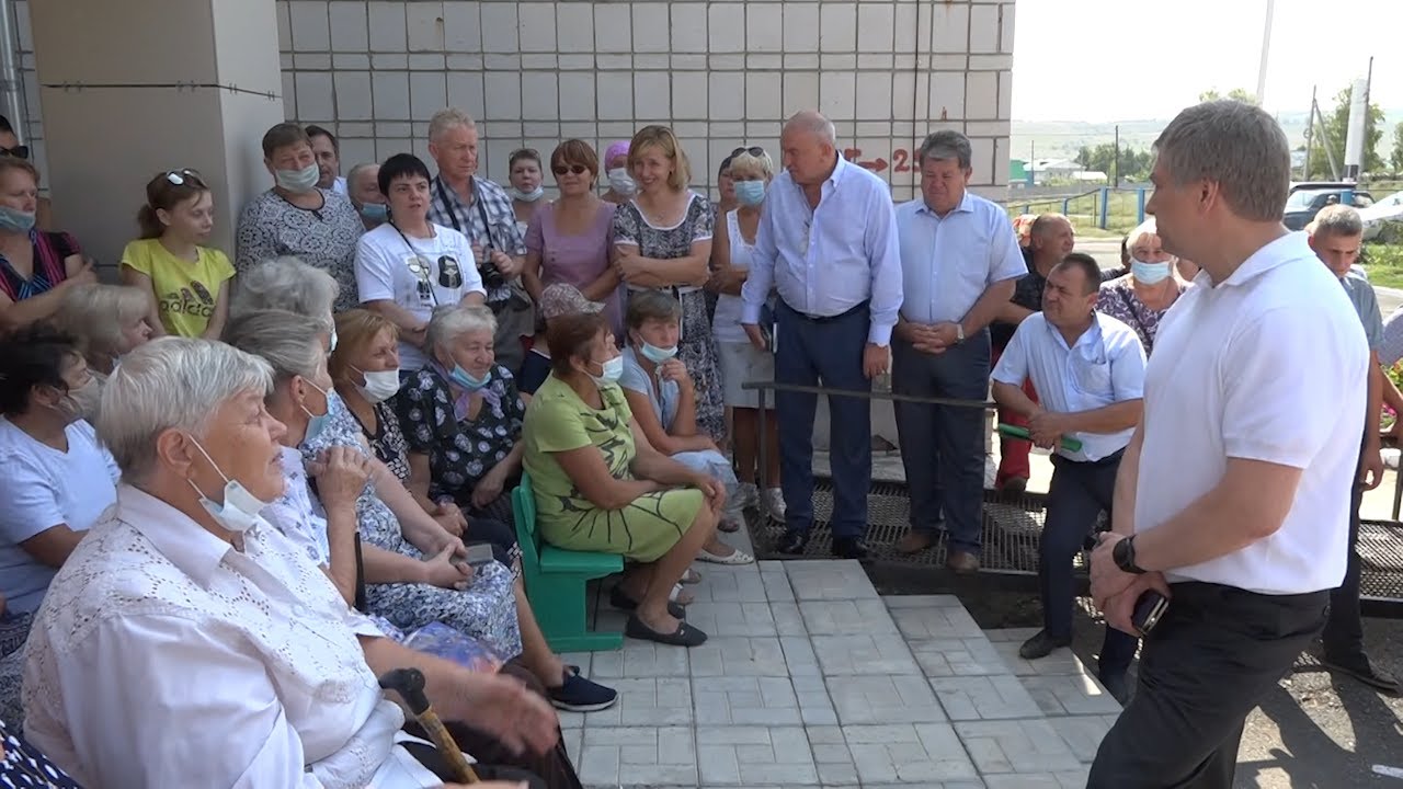 По сёлам, по полям. Алексей Русских посетил 5 поселений: от проблем с водоснабжением до вакцинации