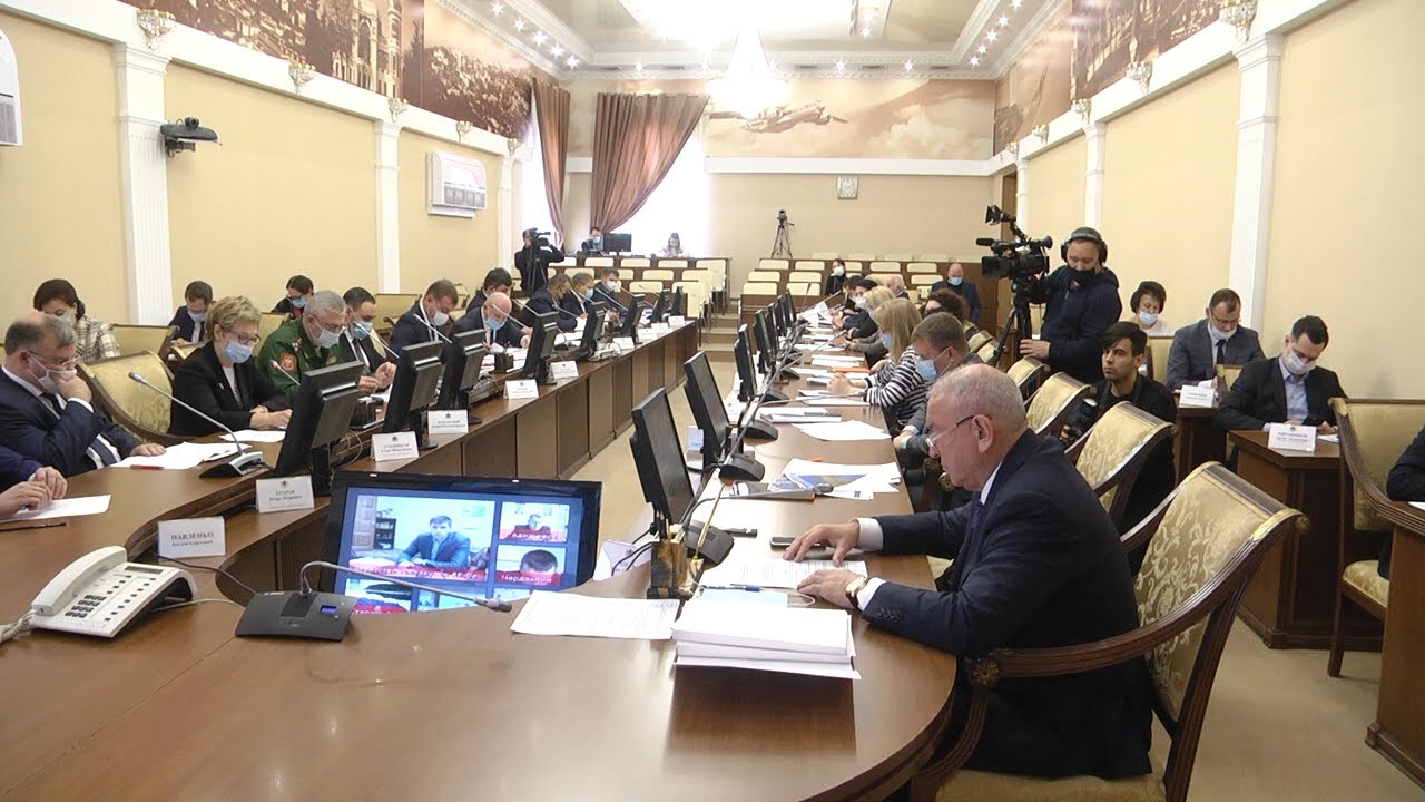 Снова корона. Covid-19 заходит с молодёжи: сводки и открытие дополнительных коек в «красных зонах»