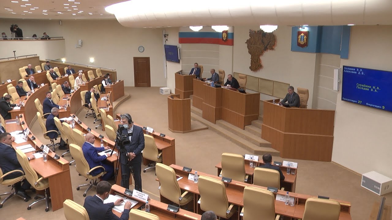 Ульяновск решился ввести qr-коды. Новые ограничения из-за covid-19 коснутся молодёжи