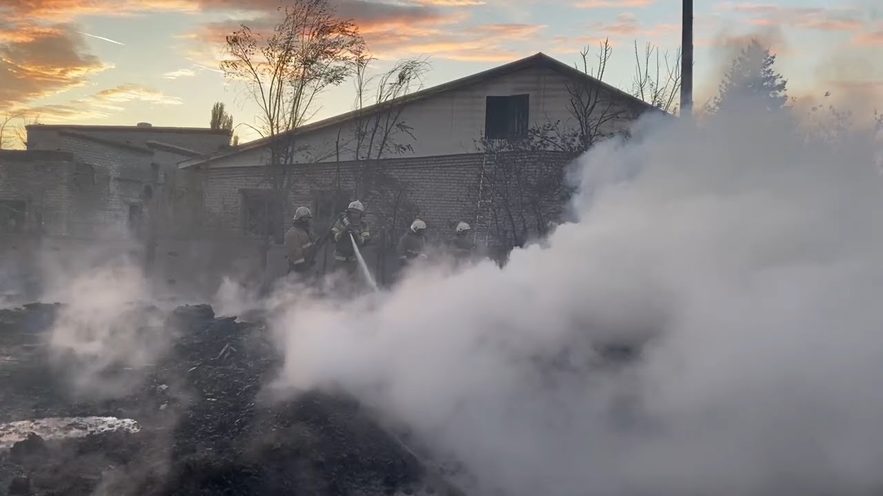 Полыхало и взрывалось. Что горело в районе бывшего радиолампового завода в Ульяновске?