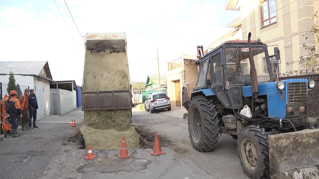 Жители улицы Бакинской остались без воды.Ближайший источник водоснабжения-Куйбышевское водохранилище
