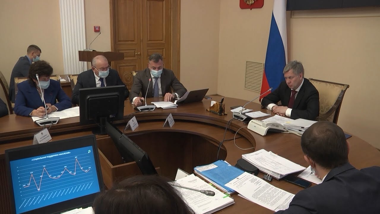 Свободное кресло. В отставку ушёл первый вице-губернатор региона Александр Костомаров