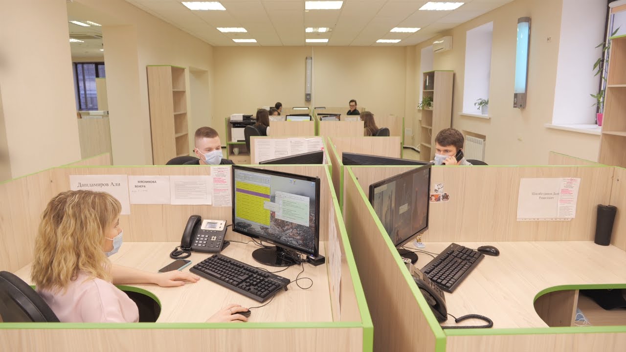 Минздрав официально разрешил прививаться от ковида и гриппа одновременно, но в разные плечи