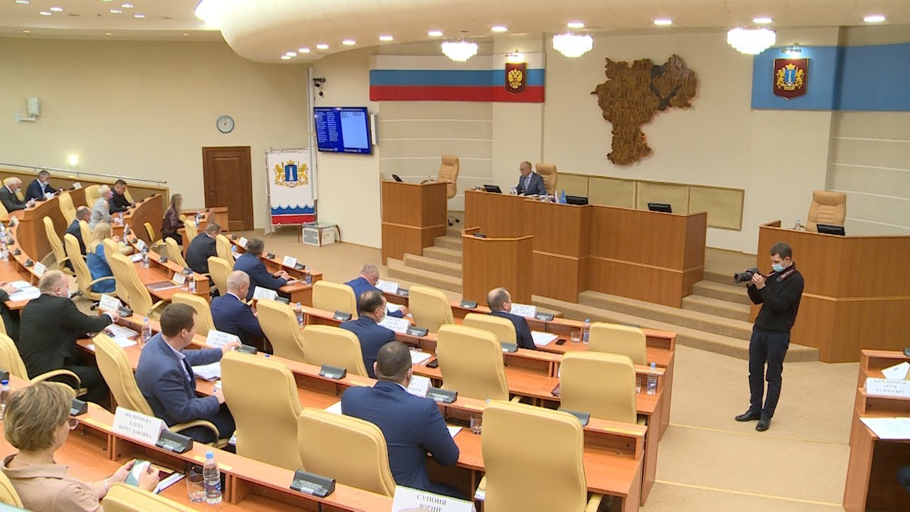 Депутаты Заксобрания приступили к работе над бюджетом. Однако больше денег их интересовал covid19