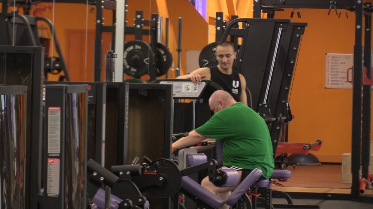 В ресторан по QR-коду, а в маршрутку как селёдки в бочке. Эффективны ли меры борьбы с covid-19?