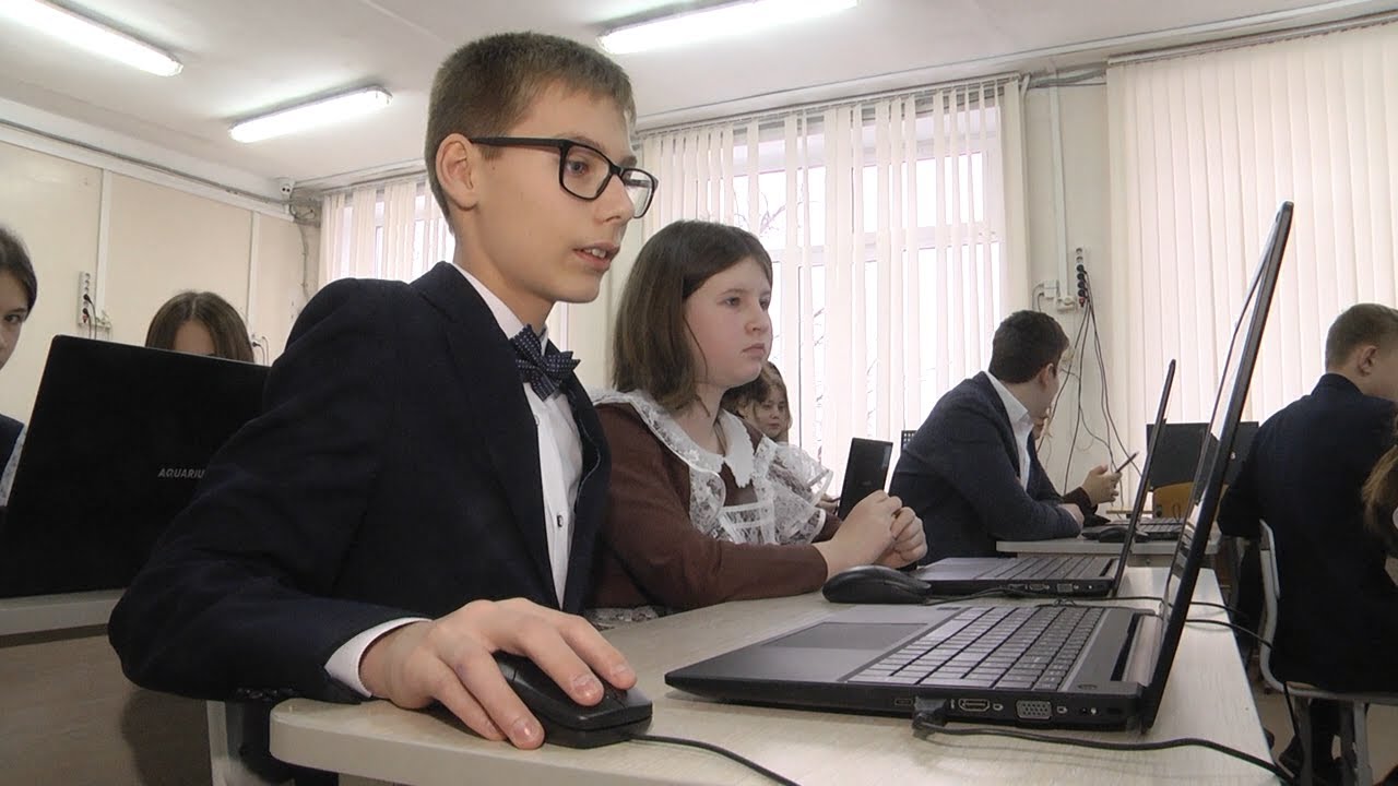 От ноутбука до «Катюши». Компьютерное оборудование «сделано в России» — на школьных партах Ульяновска