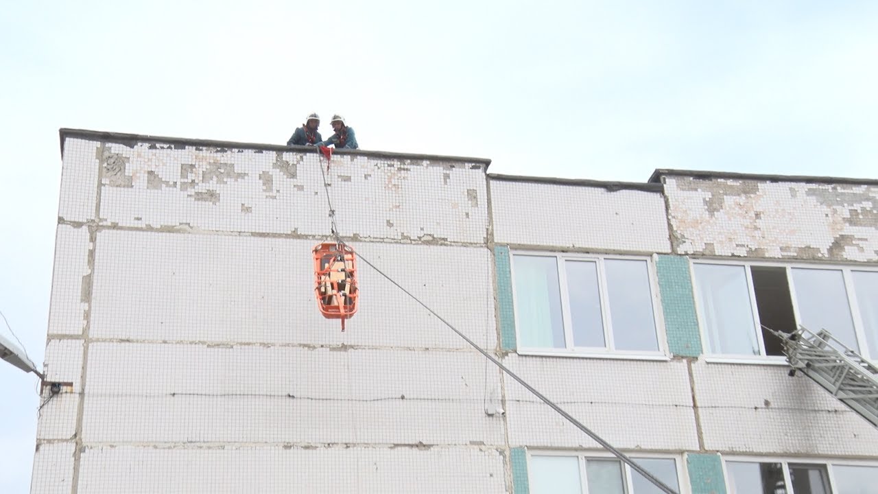Череда ЧП в городе: в Ульяновске прошли учения спасателей, медиков и пожарных