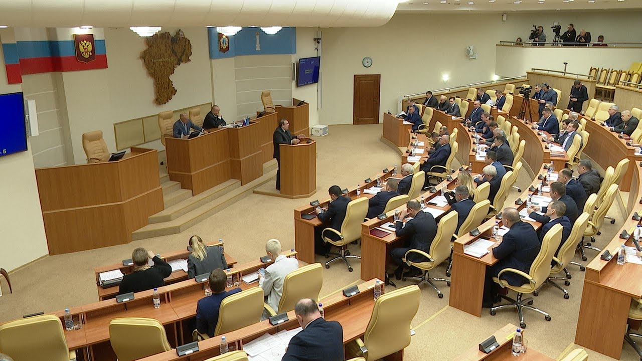 Жаркие дебаты и первое «за». Депутаты назвали сложным проект бюджета Ульяновской области на 2023 год