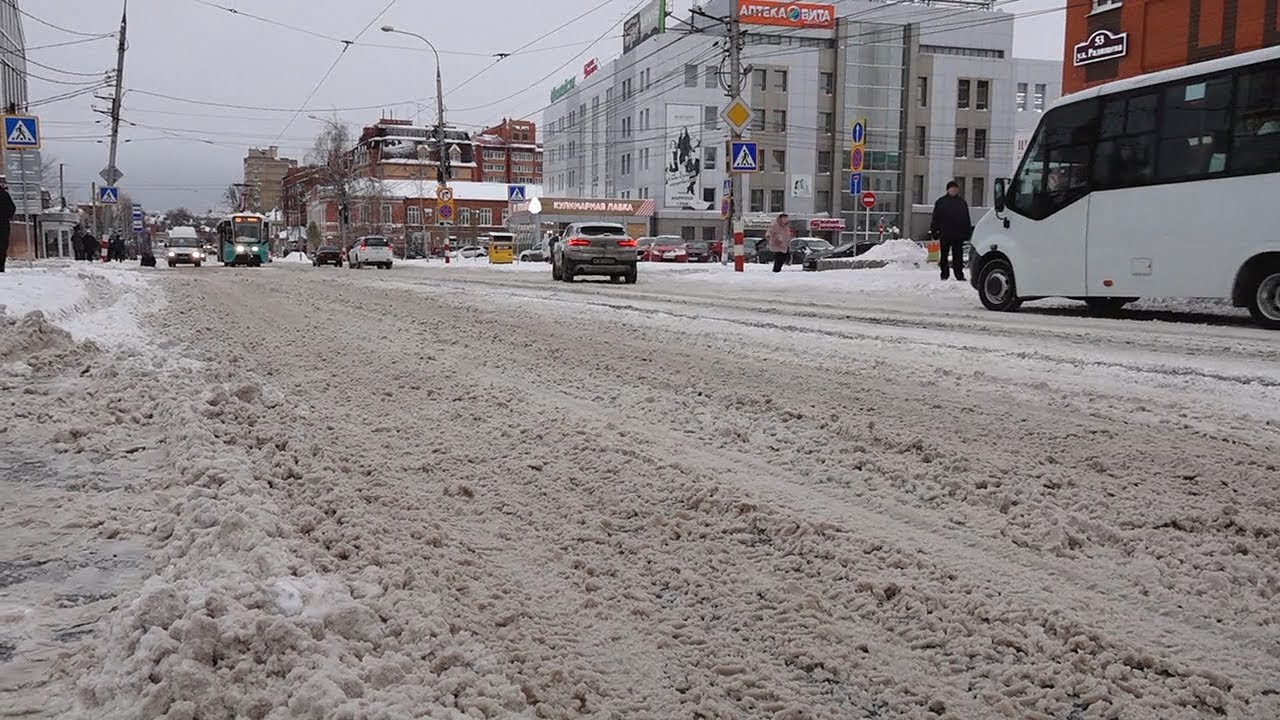 Незапланированный снег. Как начиналось утро пятницы в спальных микрорайонах Ульяновска