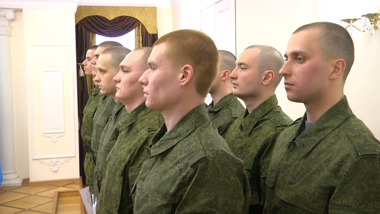 Без тату и шрамов, желательно близнецы. Ульяновские парни отправились служить в Президентский полк