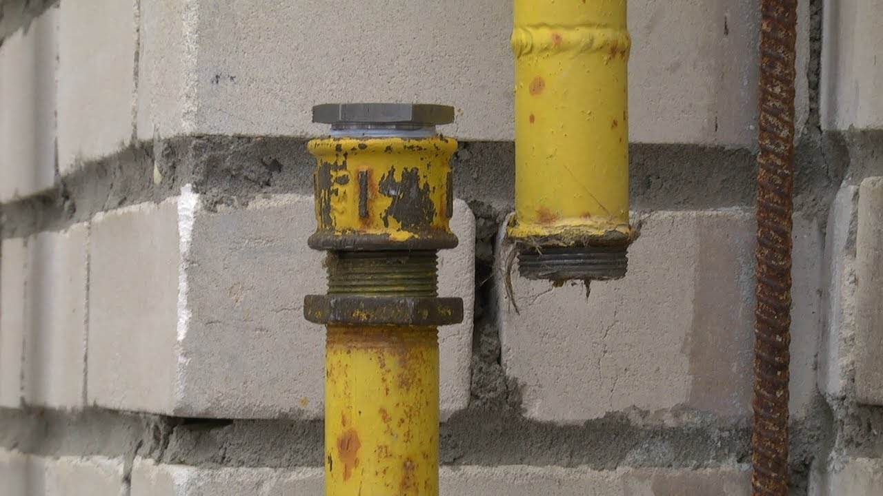 Костры в квартирах. Жителям дома по улице Радищева отрезали газ: что будет дальше?