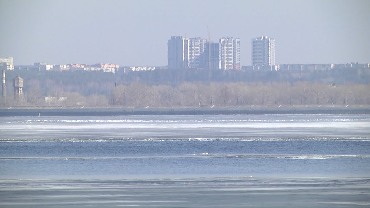 Тонкий лёд. Ульяновским рыбакам рекомендуют сворачивать зимние снасти и готовить летние