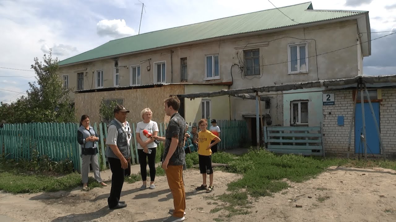 Сухие краны. Жители дома в селе Баратаевка остались без воды