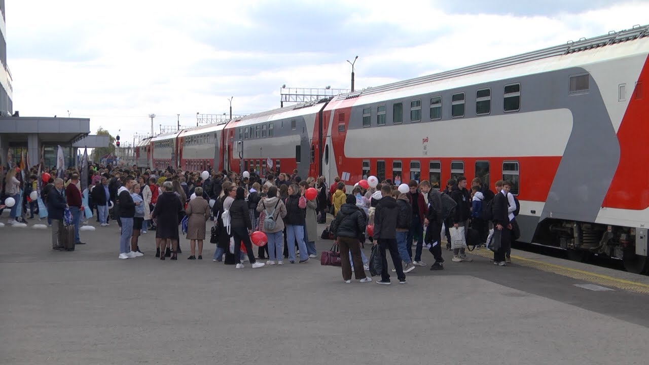 Поезд в прошлое. Ульяновские школьники отправились по местам боевой славы