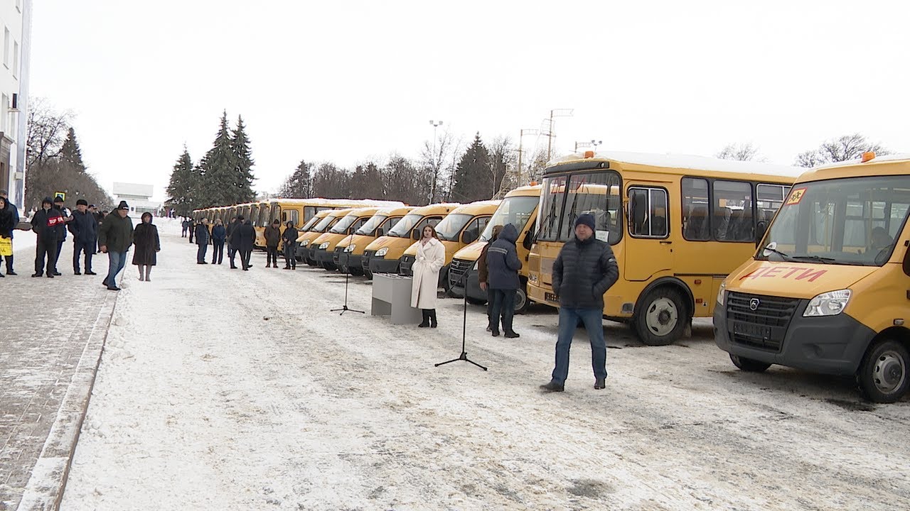 Новые автобусы получили школы Ульяновской области