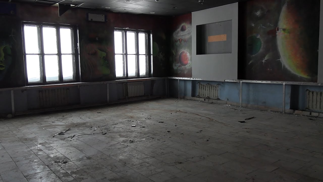 Сопровождение спутника в городе атома