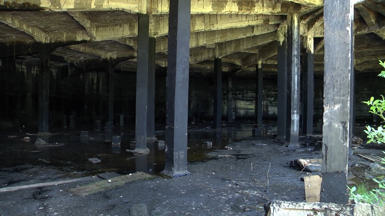 Чёрное-чёрное бедствие: годы идут, мазут угрожает